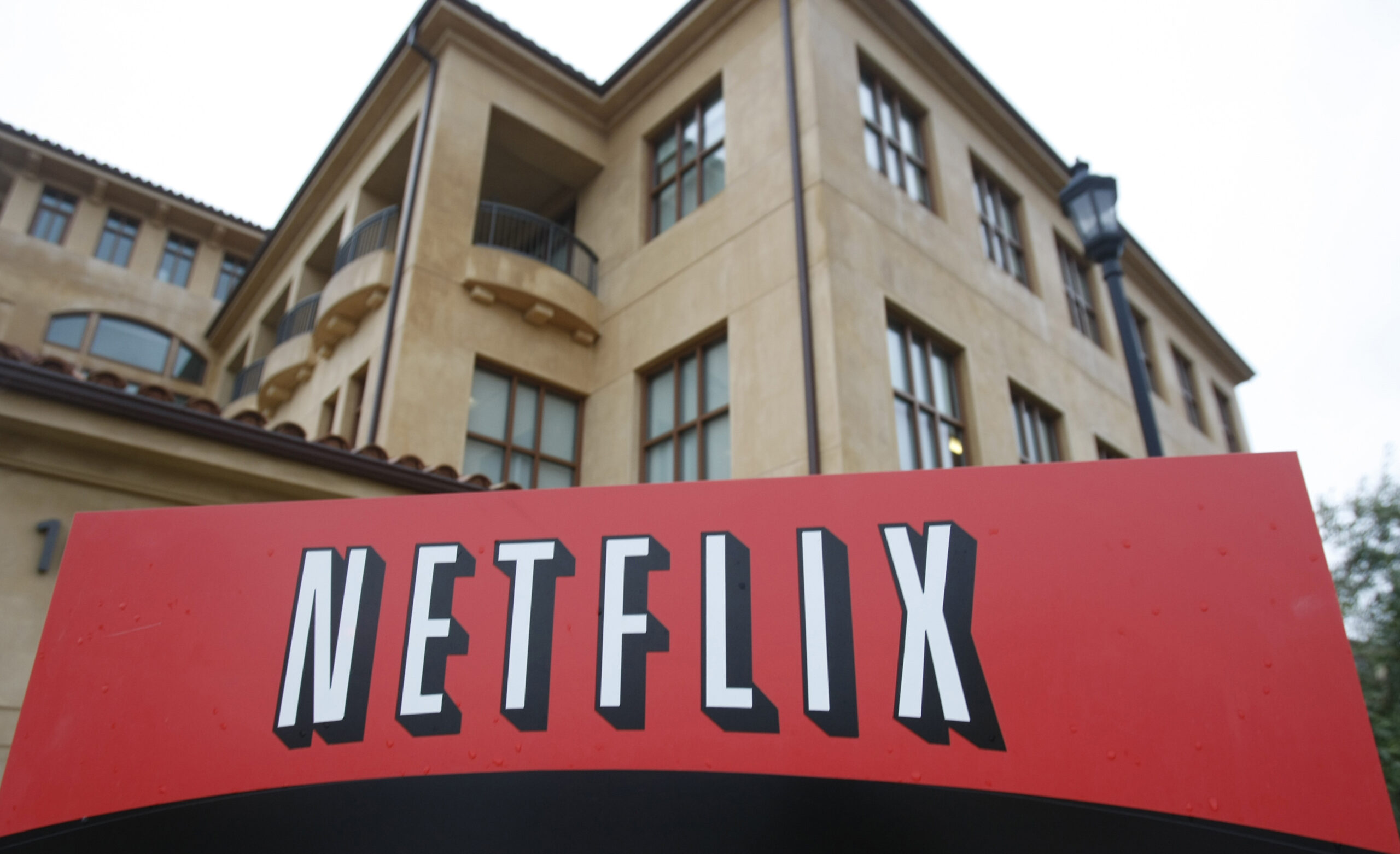 Netflix moves closer to ad-supported video service with Microsoft deal