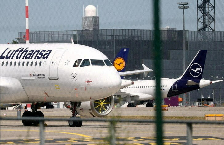 Lufthansa will return to full-year profit as travel picks up