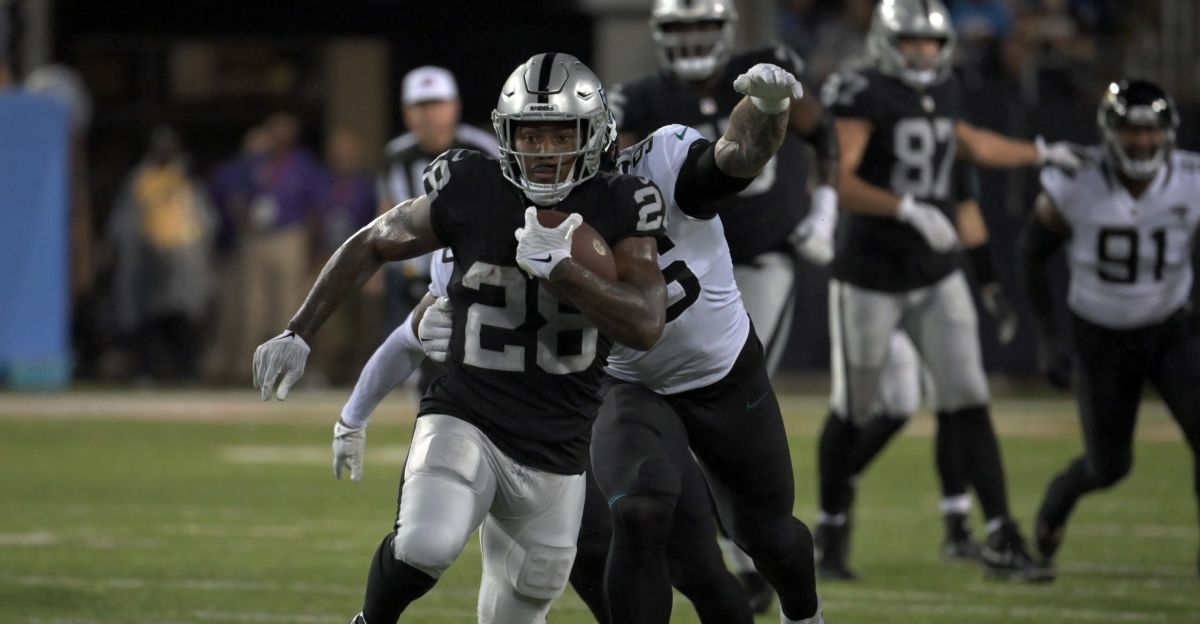 The Raiders are not going to trade Josh Jacobs, despite the high number of preseason rankings