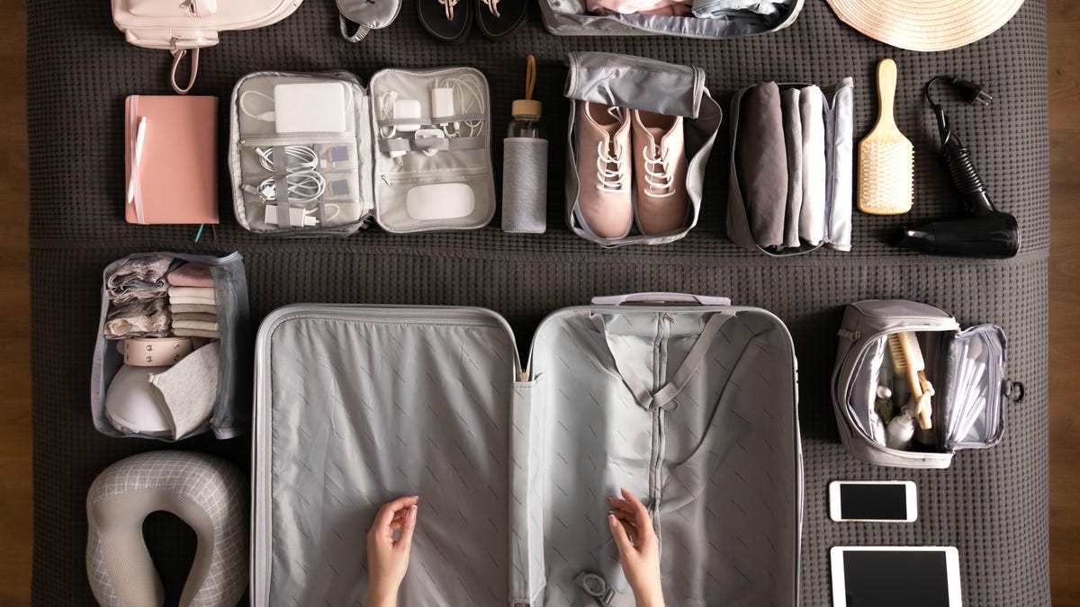 Travel Checklist: 19 Things to Prepare and Pack Before Your Next Vacation
