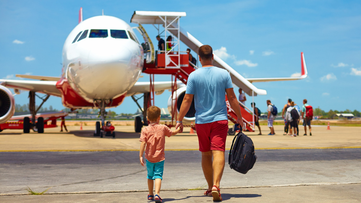 Travel checklist for the summer of 2022: 8 must-haves for fun and safe travel