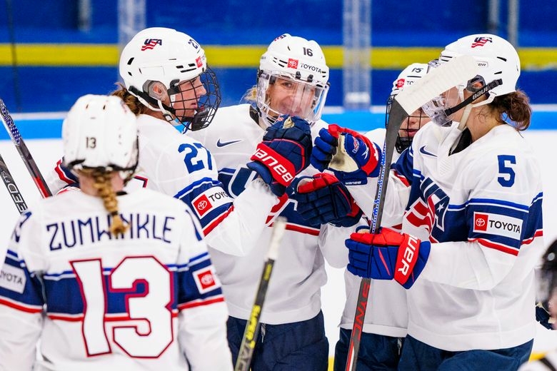 USA, Canada open women's hockey world championship with victories