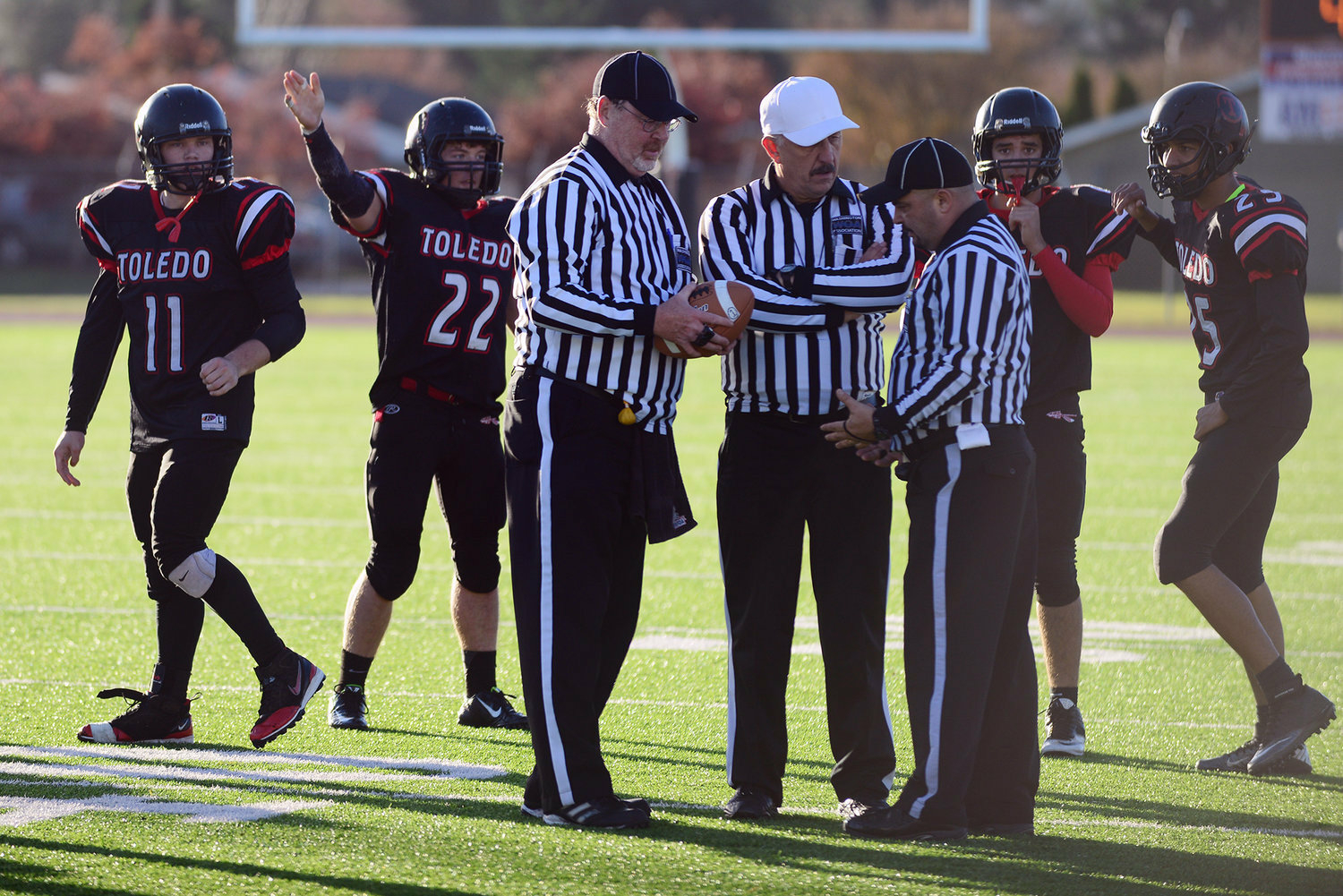 Referee shortages in Oregon impacting high school sports