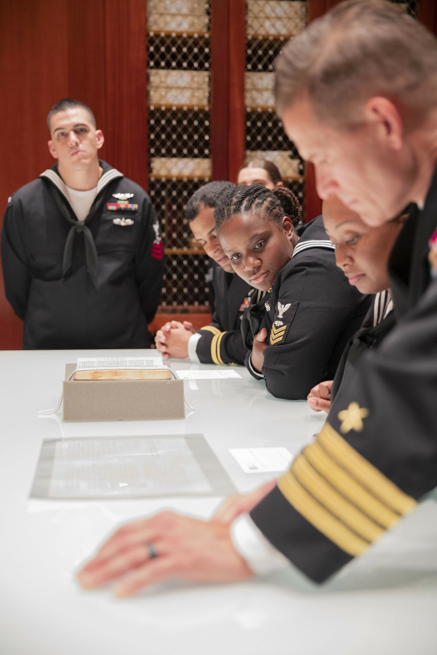 Top sailors of the USS George Washington visit Mount Vernon